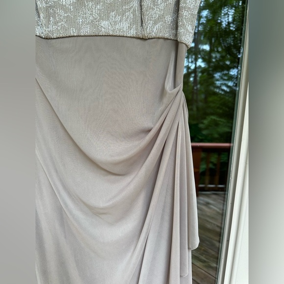 Alex Evenings 90s Vintage Style Maxi Gown Taupe Size 8 - Picture 5 of 9